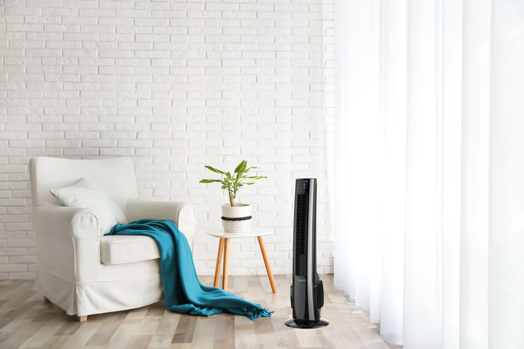 Lasko 38" Hybrid Tower Fan (4-speed, remote, timer, black/silver) - Image 15